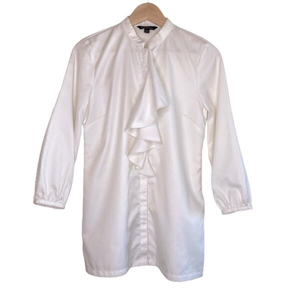 Brooks Brothers size 2, white ruffle front button down blouse, no signs of wear. - Picture 1 of 3